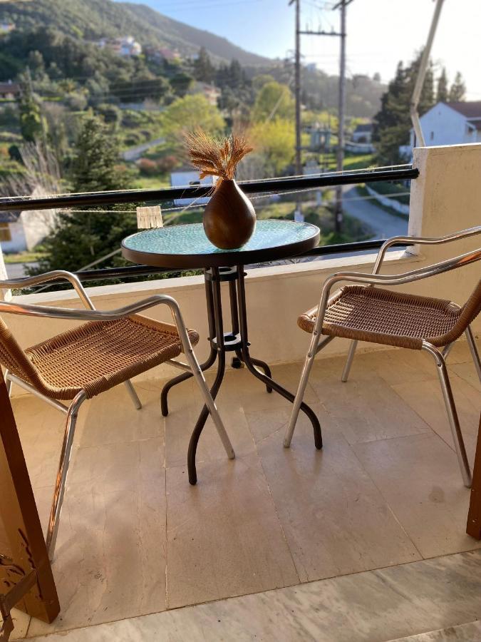 Navy Apartment With Mountain View &Private Parking Vátos エクステリア 写真
