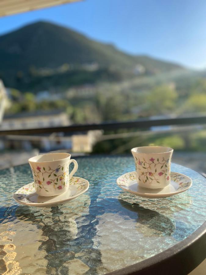 Navy Apartment With Mountain View &Private Parking Vátos エクステリア 写真