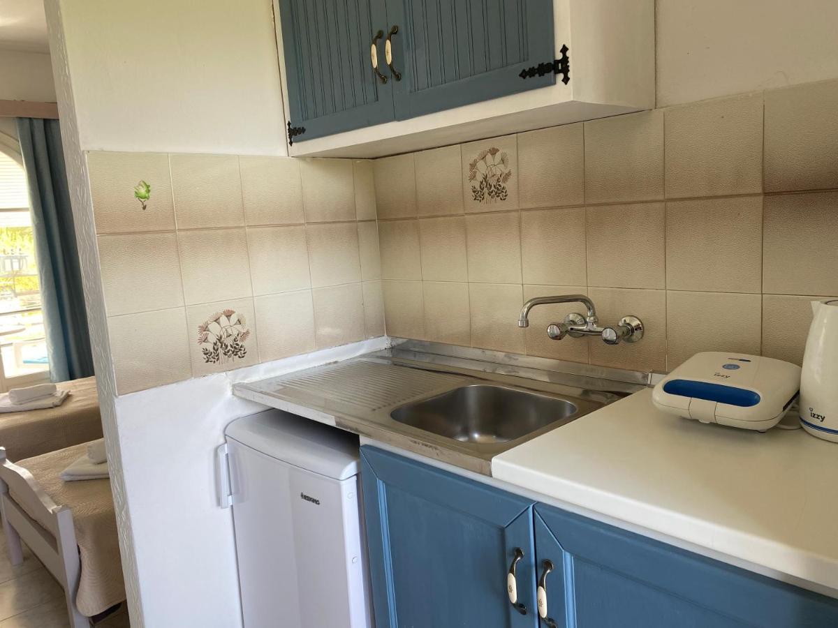 Navy Apartment With Mountain View &Private Parking Vátos エクステリア 写真